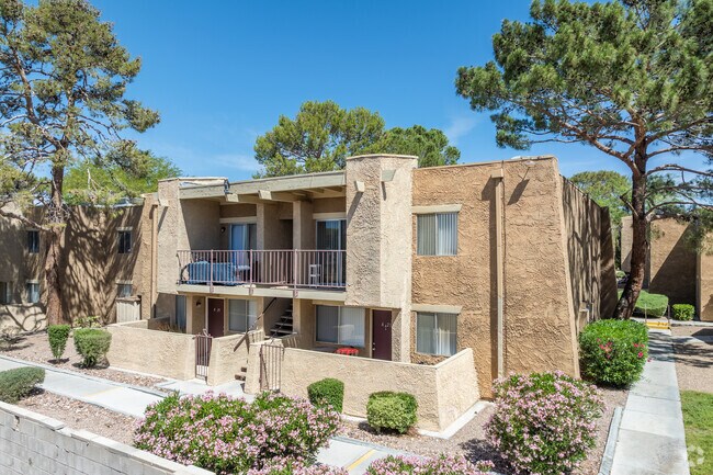 Gran área de patio - Casa De Alicia Apartments