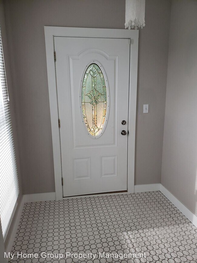 Foto del edificio - 3 br, 2 bath House - 402 Quince St Ne