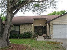 Foto del edificio - 113 Wood Hollow Dr