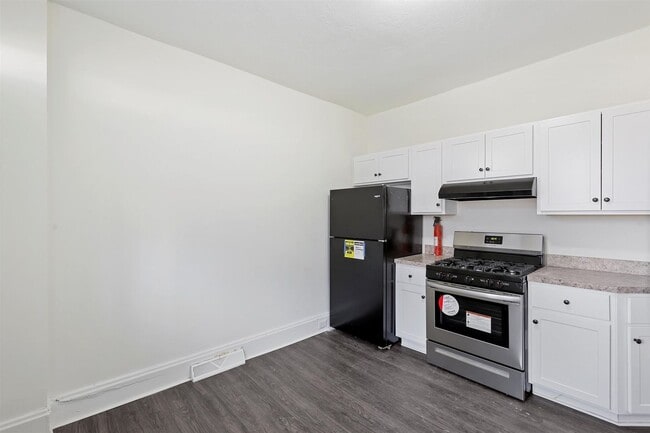 Foto del edificio - Bright 2 Bedroom, 1 Bath Home in Harrisburg, Pa!