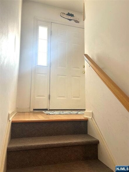 Building Photo - 302 Grand Ridge Dr