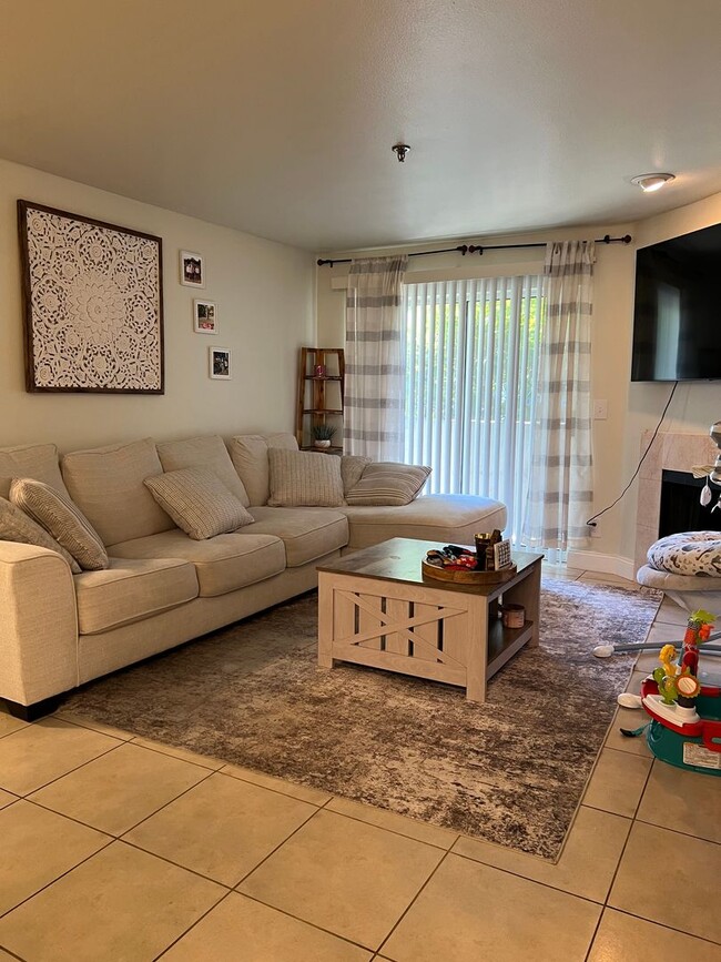 Foto del edificio - Welcome to Renton Ridge, 3 bed 2 bath with...