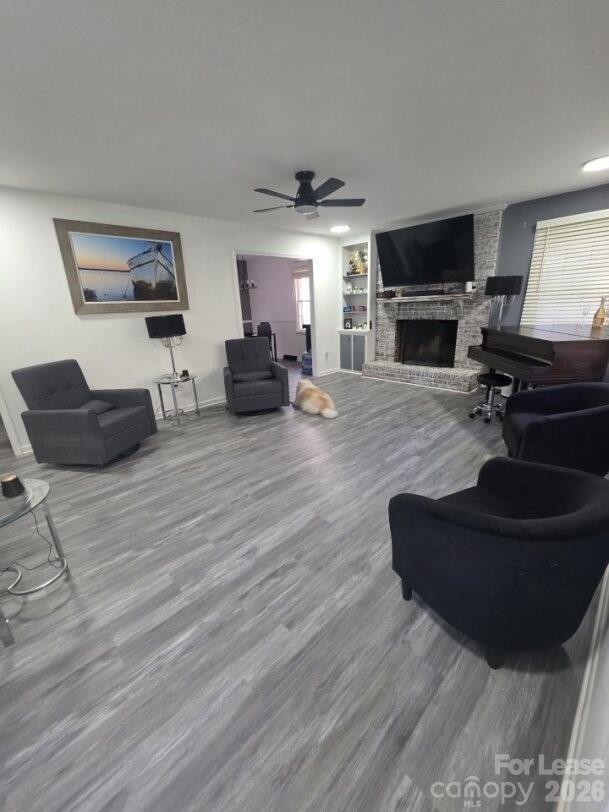 Foto del edificio - 1725 Ashcroft Ln