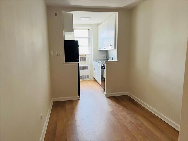 Building Photo - 3205 Nostrand Ave.
