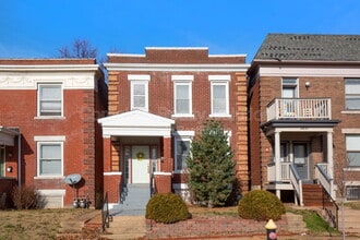 Building Photo - 3833 McRee Ave