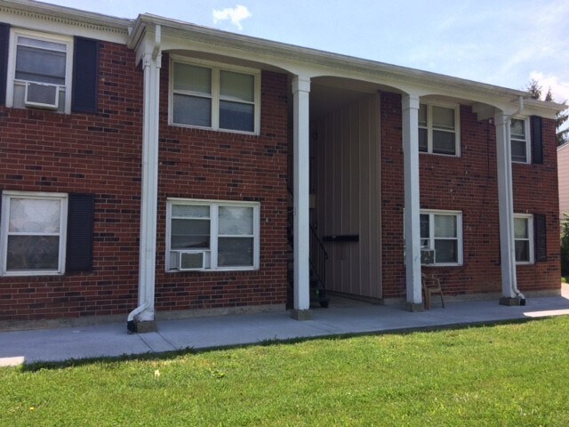 1445 E. Market St., Germantown, OH - 1445 E Market St