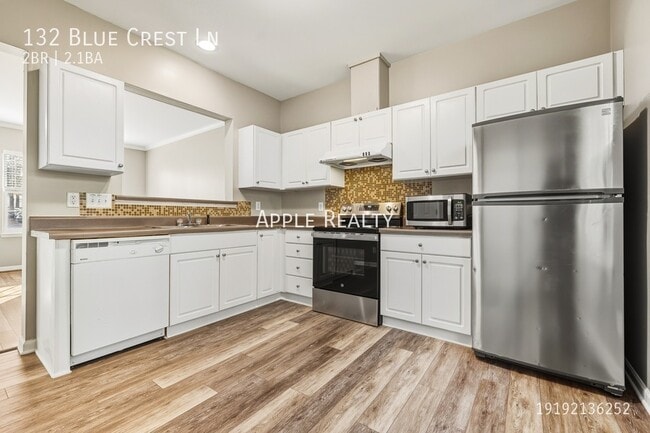 Building Photo - 132 Blue Crest Ln