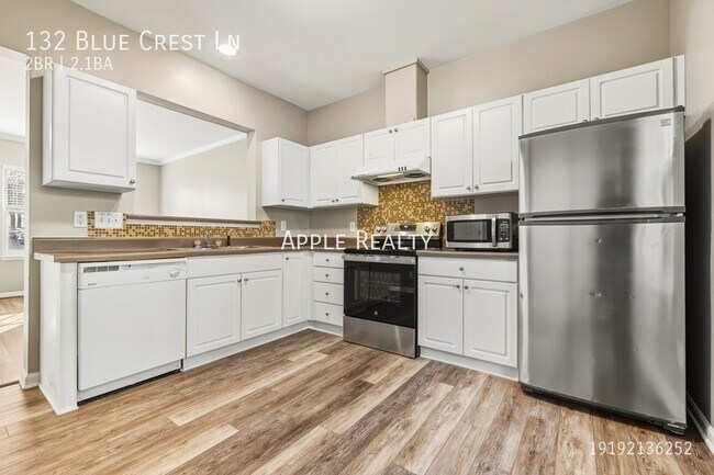 Foto del edificio - 132 Blue Crest Ln