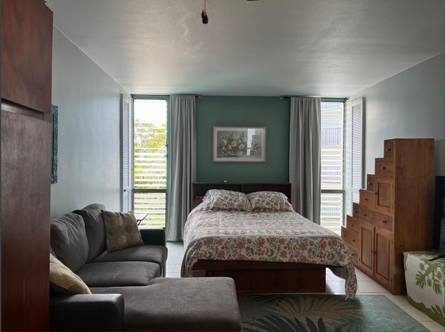 Building Photo - 2BR with ocean view