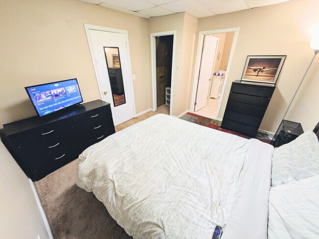 Foto del edificio - 396 Plantation Rd SW