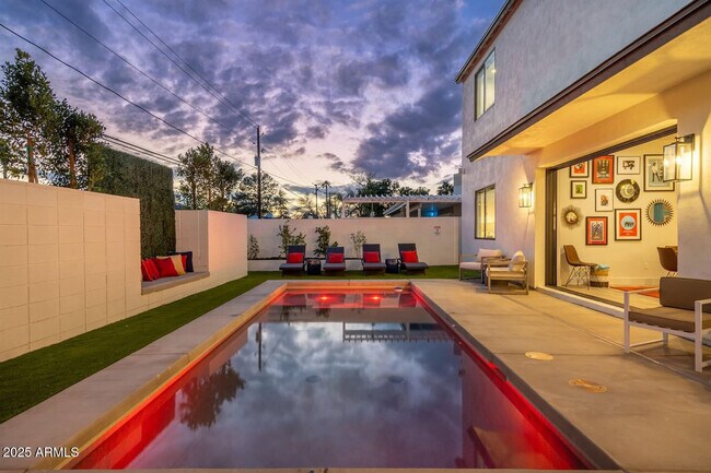 Foto del edificio - 4131 E Roma Ave