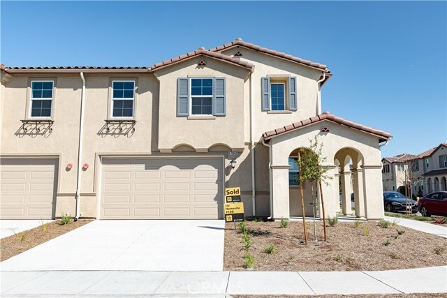 Primary Photo - 16066 Tanzinite Ln