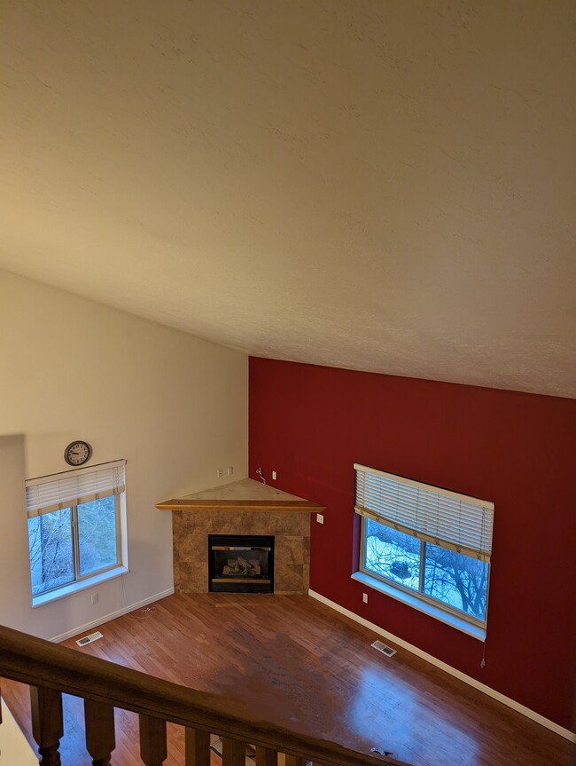 Huge great room. - 729 W Jefferson Ln