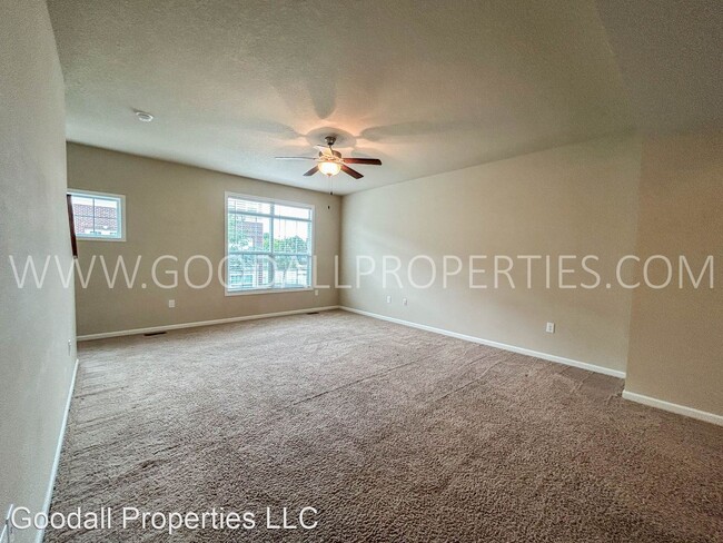 Foto del edificio - 3 br, 2.5 bath House - 9120 Greenspire Dri...