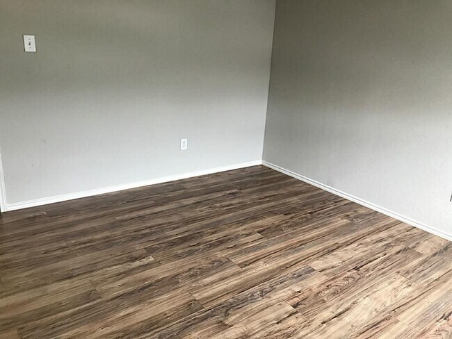 Foto del edificio - 12702 Claradeen Ct