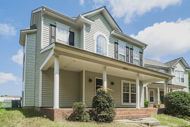 Building Photo - 6833 Tanners Creek Dr