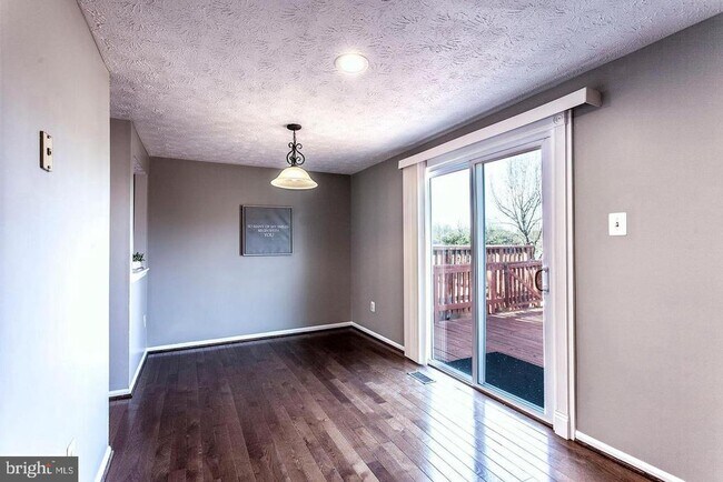 Foto del edificio - 6314 Greenfield Rd
