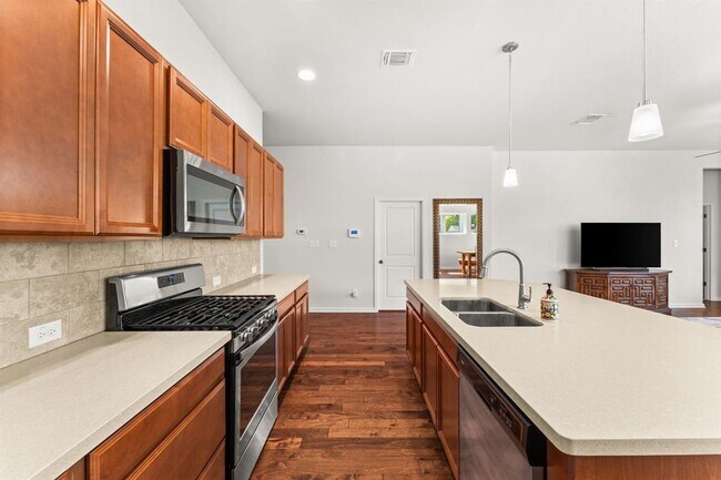 Building Photo - 489 Bridgestone Way