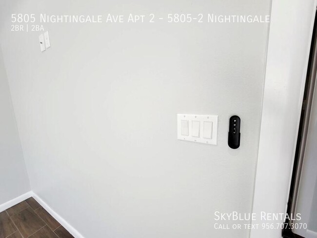 Foto del edificio - 5805 Nightingale Ave