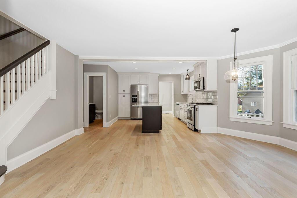 Foto principal - 161 E Dublin Granville Rd