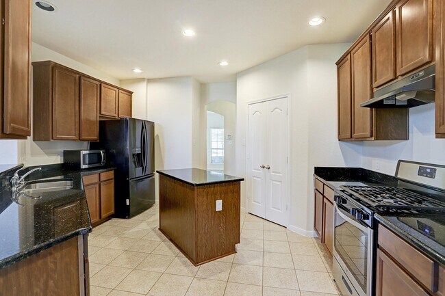 Foto del edificio - 25806 Westbourne Dr
