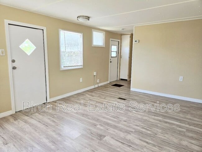 Building Photo - 7041 Lofty Dr