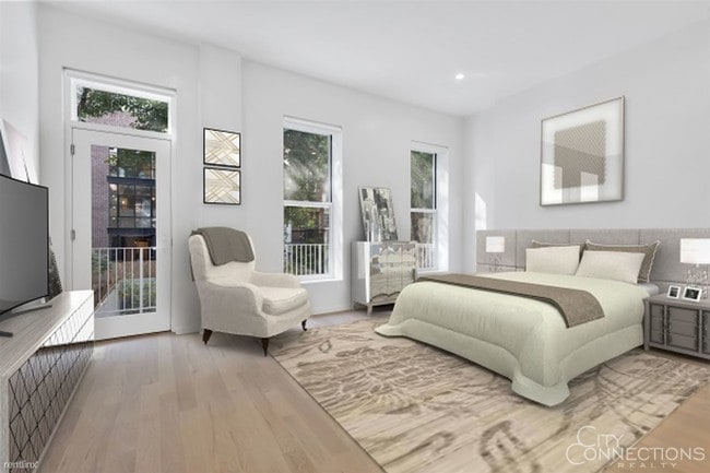 Building Photo - 318 E 19th St