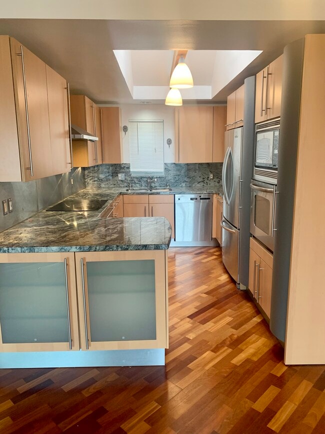 Building Photo - 275 Sea Forest Ct