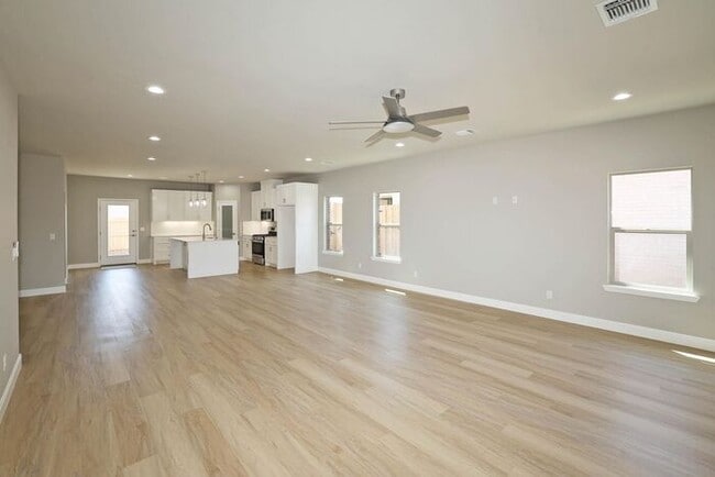 Building Photo - 4705 Scotty Dr