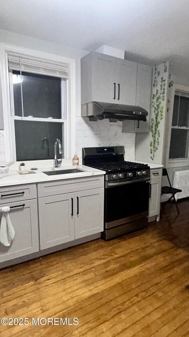 Foto del edificio - 720 Charles St