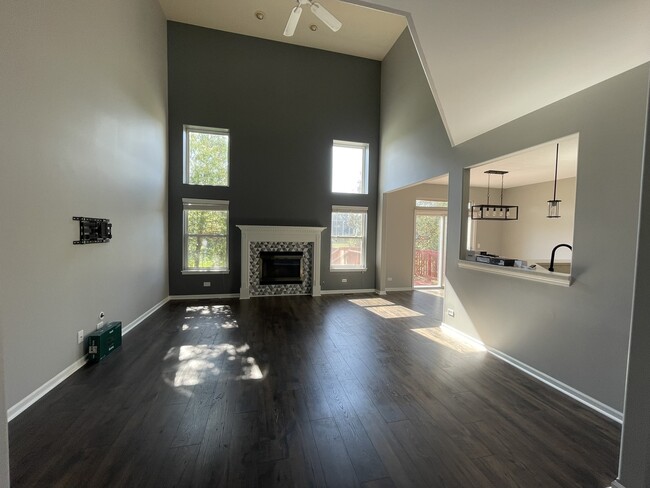 Building Photo - 3007 Tangley Oaks Trail