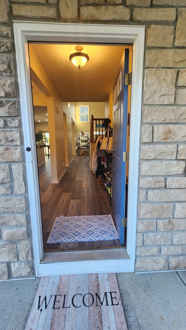 Foto del edificio - 2497 Crestview Woods Dr