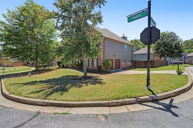 Building Photo - 8757 Danley Dr