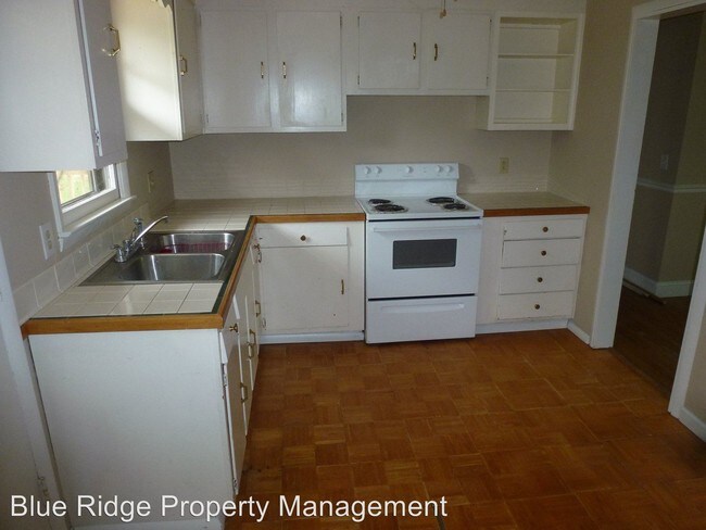 Building Photo - 3 br, 1 bath House - 1813 Jackson Hollow Road