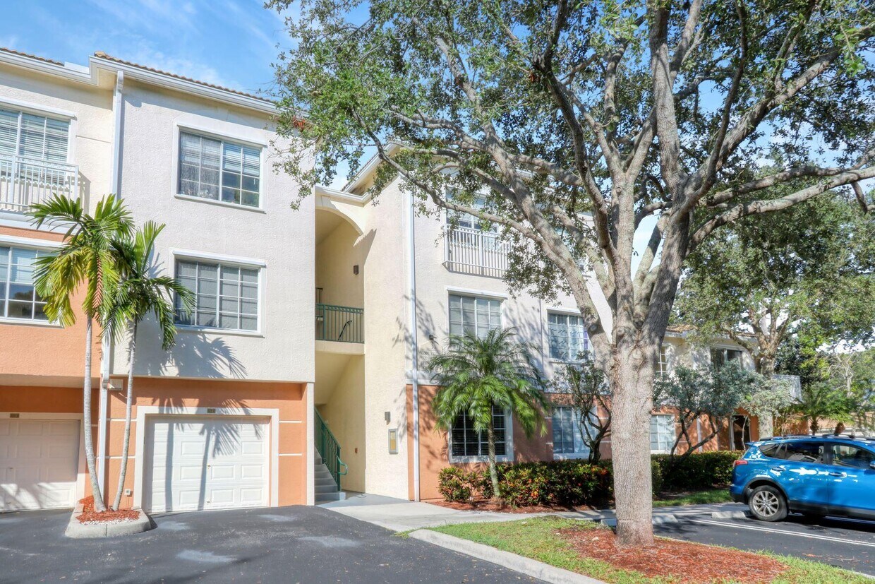 3310 Myrtlewood Cir E Unit 310, Palm Beach Gardens, FL 33418 Condo
