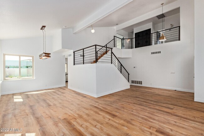 Building Photo - 16414 N 48th Way