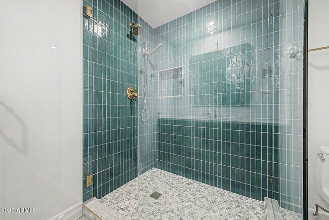 Building Photo - 3736 E Montecito Ave