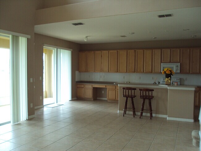 Building Photo - 31421 Bridgegate Dr