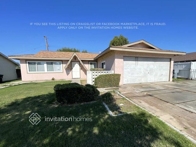 Building Photo - 731 Las Lomas Dr