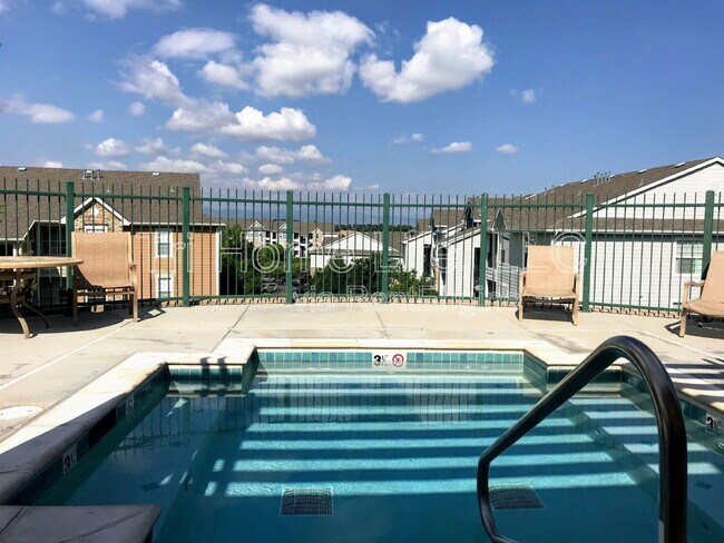Foto del edificio - 10184 Park Meadows Dr