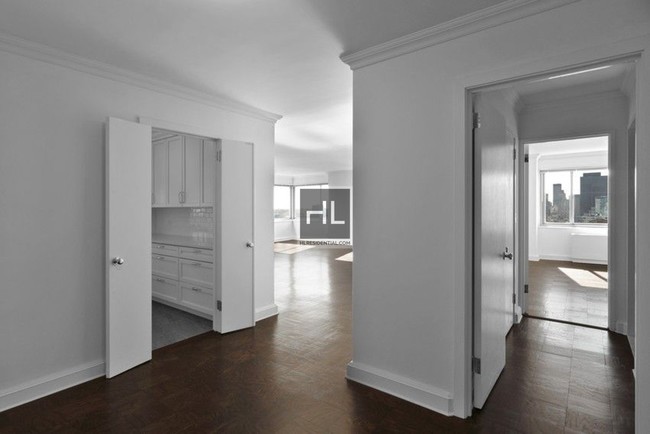 Foto del edificio - 211 E 70th St