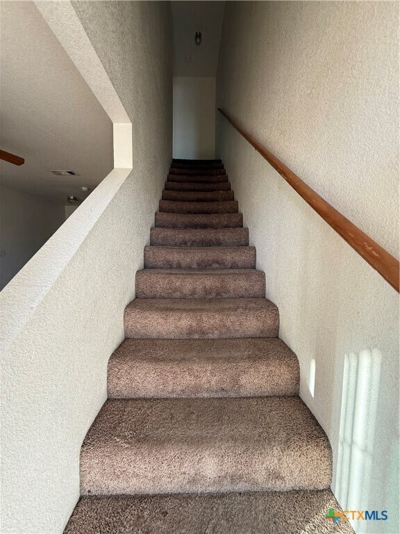 Foto del edificio - 4305 Abigail Dr