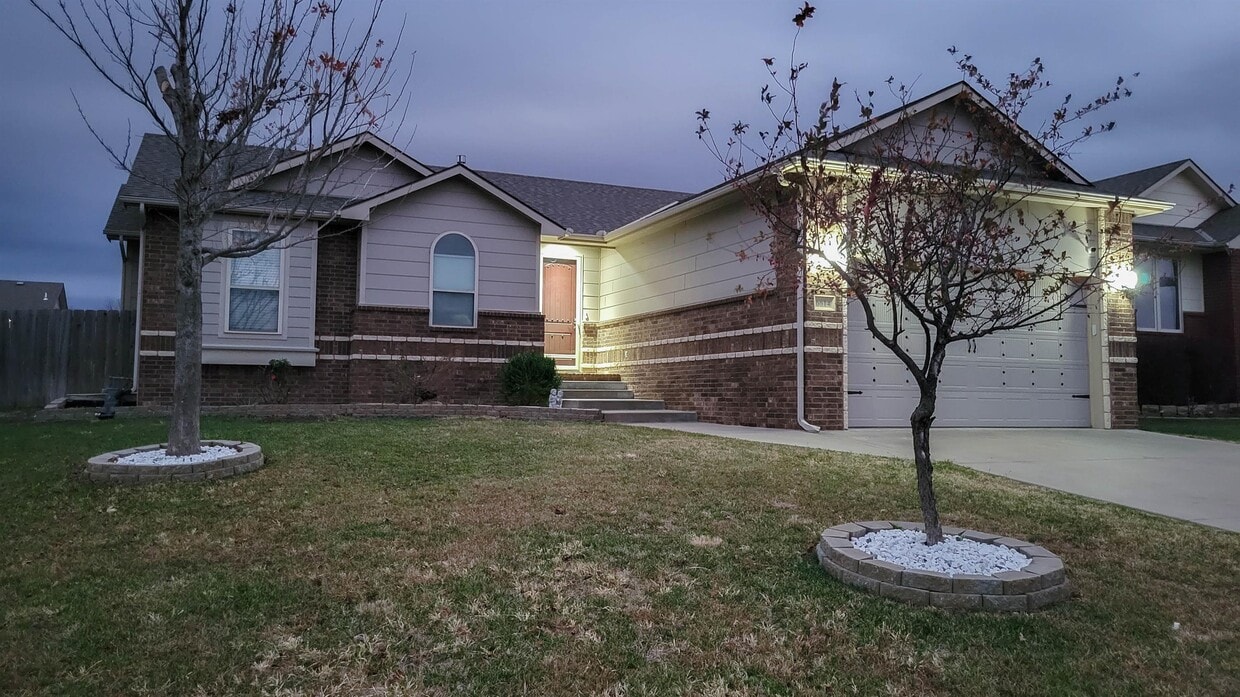 6614 Upchurch Ave, Park City, KS 67219 House Rental in Park City, KS