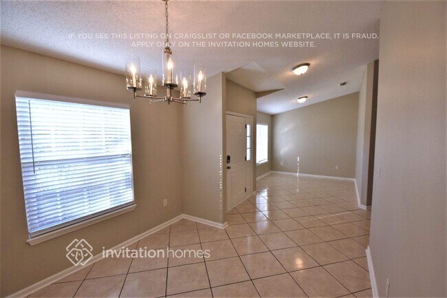 Building Photo - 1335 Ardmore St