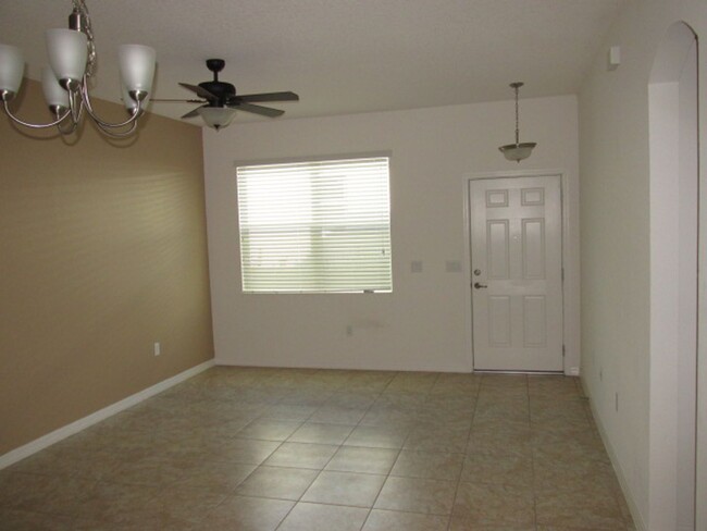 Foto del edificio - 3 Bedroom, 2 Bathroom in St Cloud