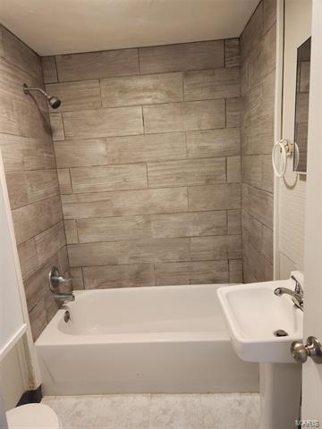 Building Photo - 5872 Vera Jane Dr