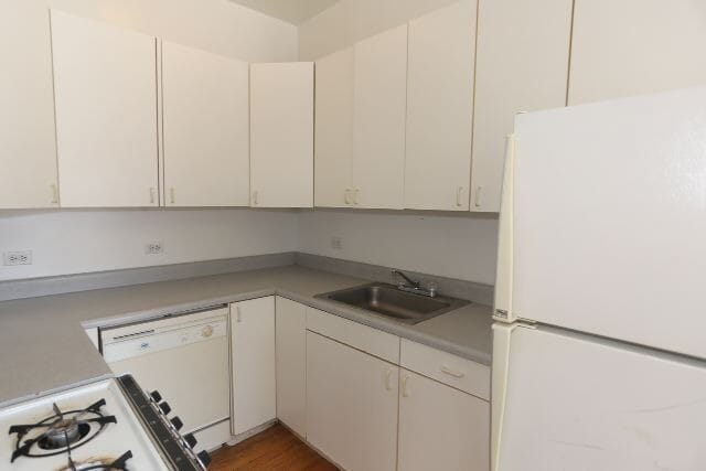 Foto del edificio - 821 W Waveland Ave