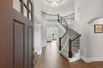 Building Photo - 2410 Ginger Mist Ct