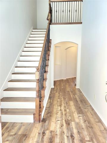 Building Photo - 633 Cherry Spring Dr