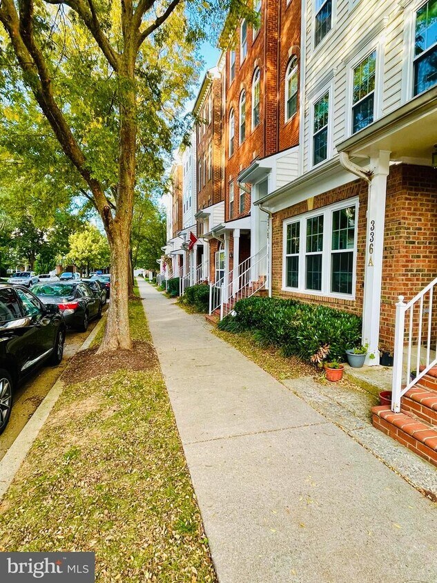 Foto principal - 336 Cross Green St